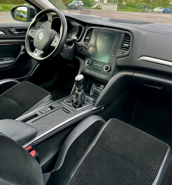 RENAULT MEGANE IV 5 portes 2016