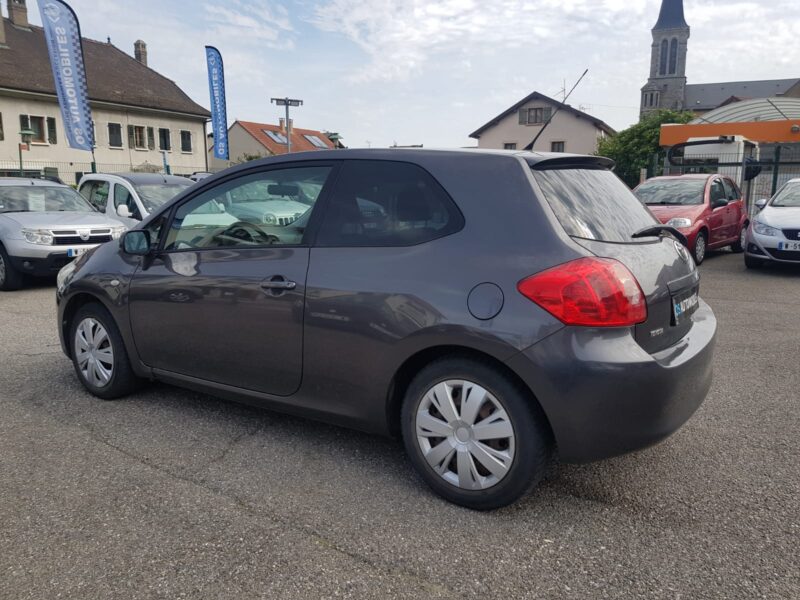 TOYOTA AURIS 1.4 VVT-i 97CV LUNA
