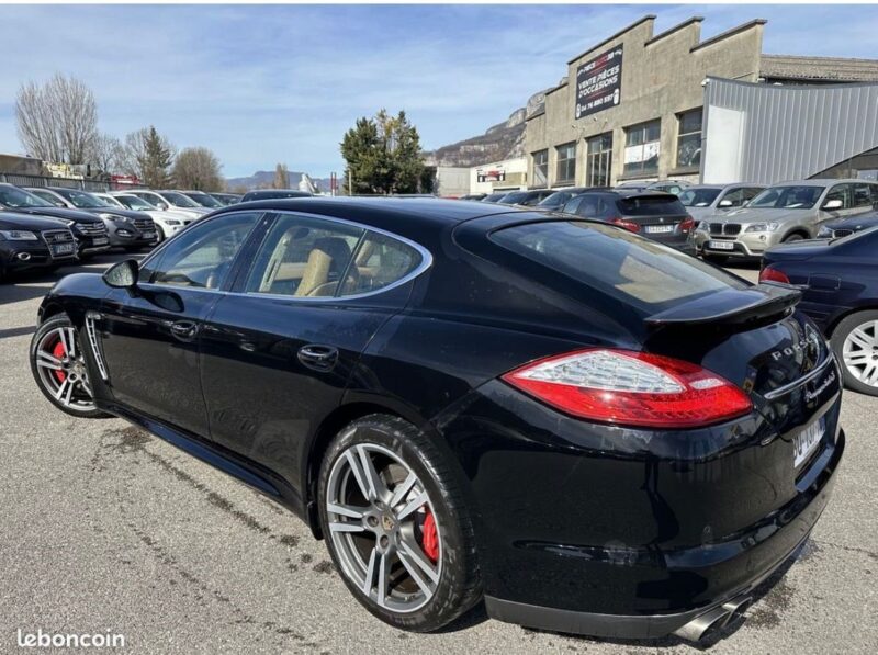 PORSCHE PANAMERA 4.8 TURBO S 550 CV PHASE 1