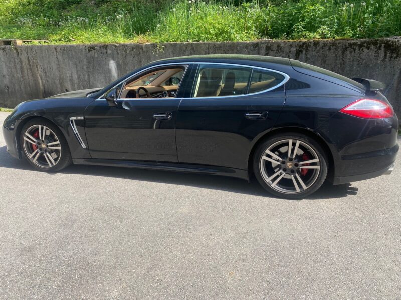 PORSCHE PANAMERA 4.8 TURBO S 550 CV PHASE 1