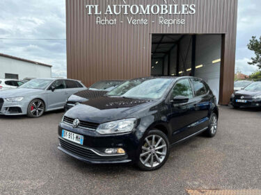 VOLKSWAGEN POLO V 2015