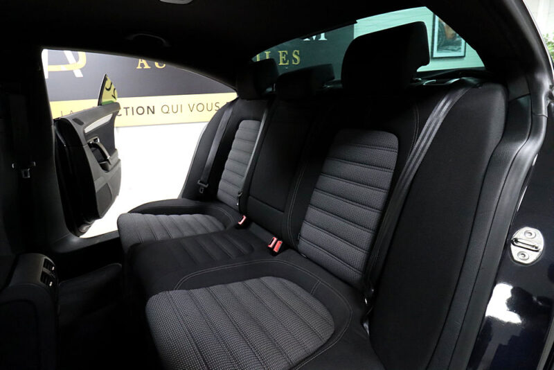 VOLKSWAGEN PASSAT CC 2014