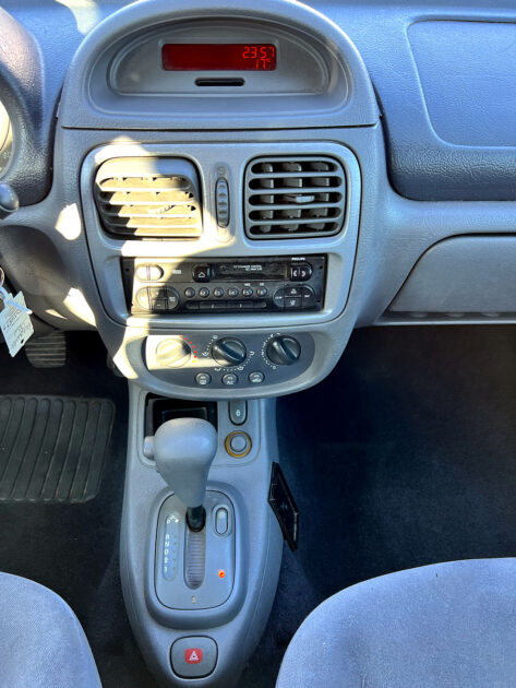 RENAULT CLIO II 1998