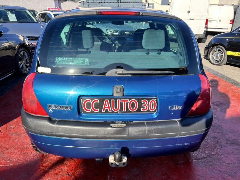 RENAULT CLIO II 1998