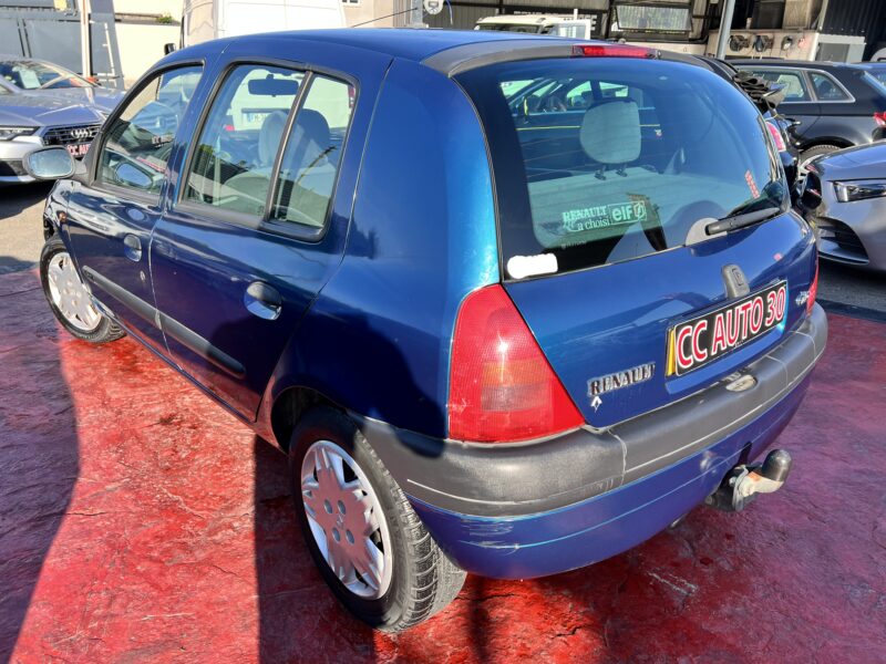 RENAULT CLIO II 1998