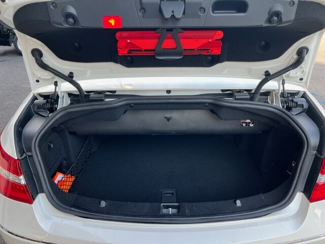 MERCEDES BENZ E 250 CGI CABRIOLET AVANTGARDE