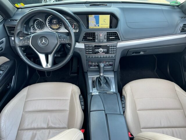 MERCEDES BENZ E 250 CGI CABRIOLET AVANTGARDE