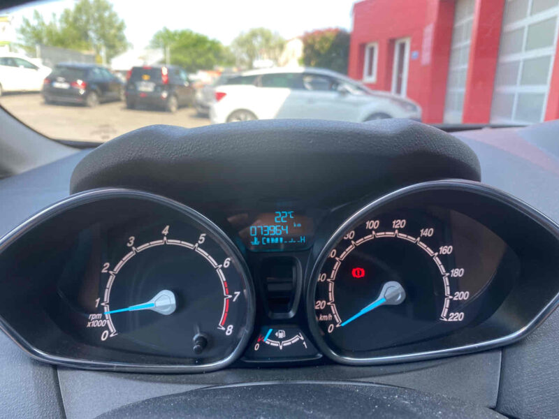 FORD FIESTA EDITION 1.2 82CV 5 PORTES