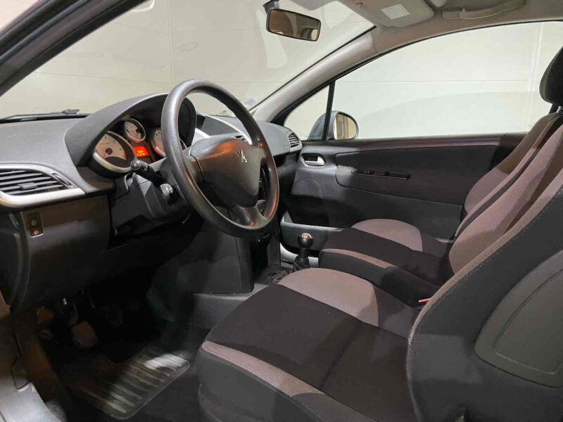 PEUGEOT 207 2008 1.4 95cv