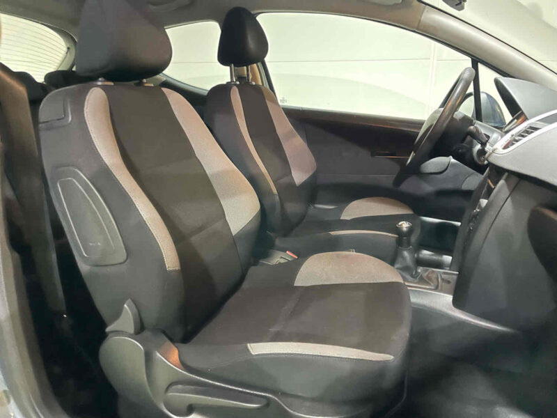 PEUGEOT 207 2008 1.4 95cv