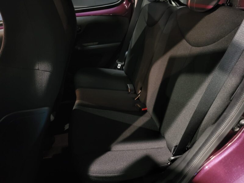 PEUGEOT 108 1.0 VTi 69cv 5 Portes ACTIVE FAIBLE KM