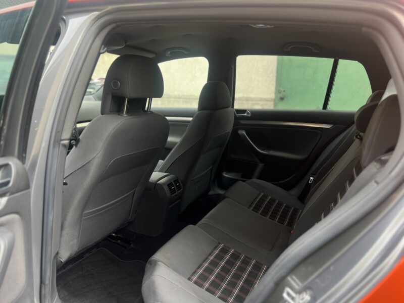 VOLKSWAGEN GOLF V 2.0 TFSI GTI / PAYER EN 4 X