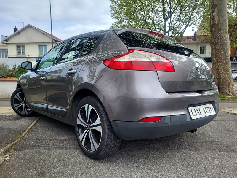 RENAULT MEGANE 2011