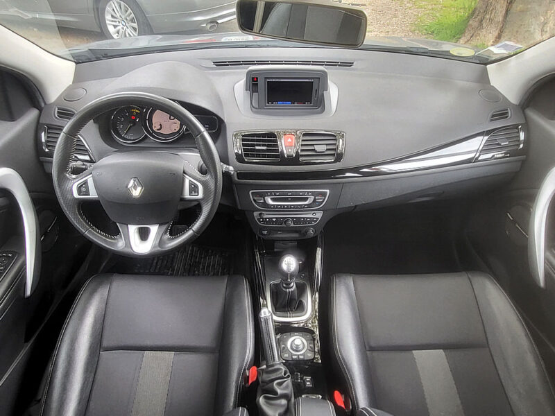 RENAULT MEGANE 2011