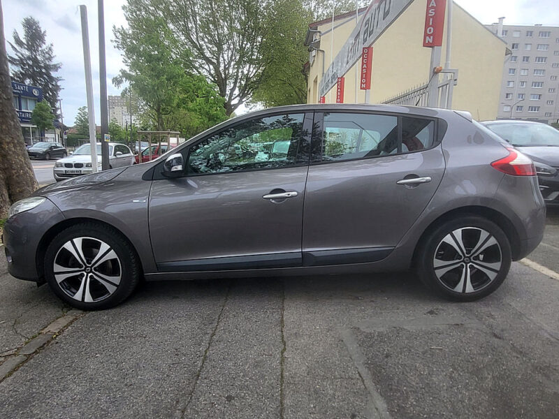 RENAULT MEGANE 2011