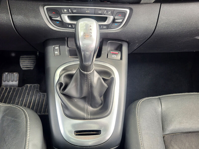 RENAULT GRAND SCENIC 2013