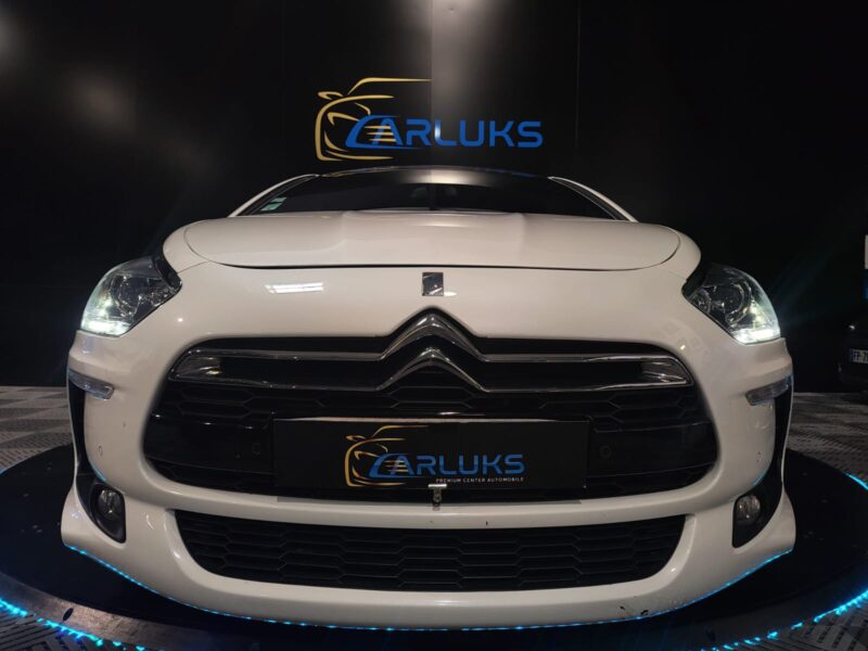 CITROEN DS52.0 HDi 160 SO CHIC // TOIT PANORAMIQUE , CAMERA