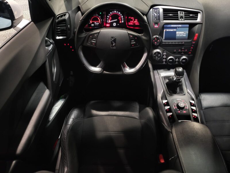 CITROEN DS52.0 HDi 160 SO CHIC // TOIT PANORAMIQUE , CAMERA