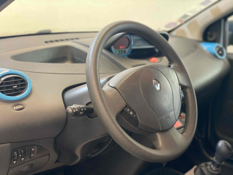 RENAULT TWINGO II 2012