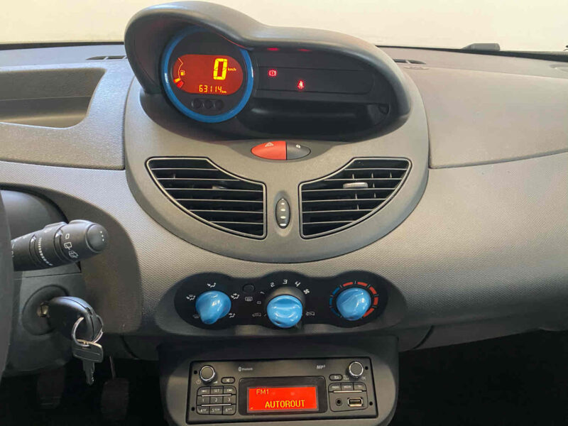 RENAULT TWINGO II 2012