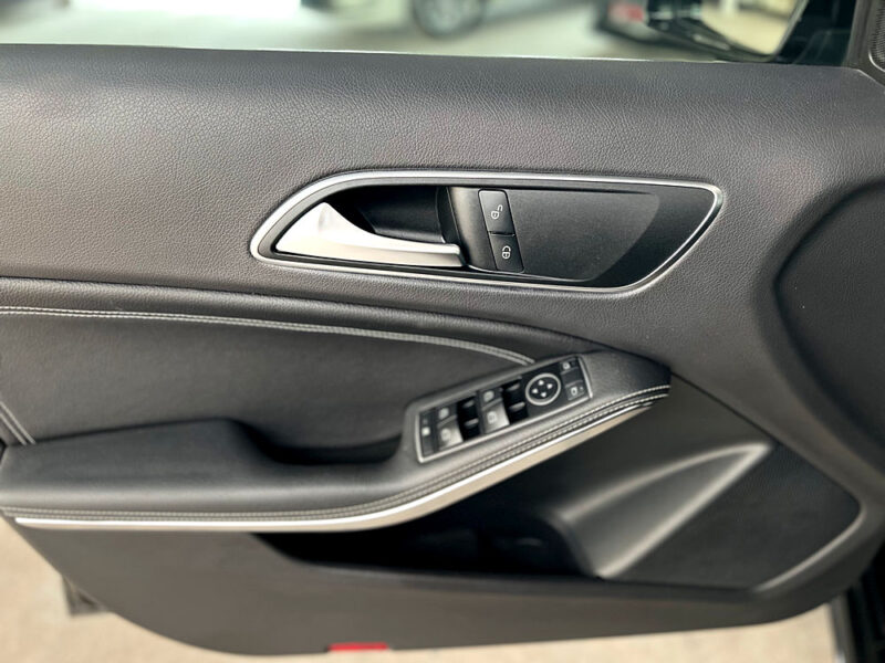 MERCEDES Classe A 180CDI  109CH FASCINATION 