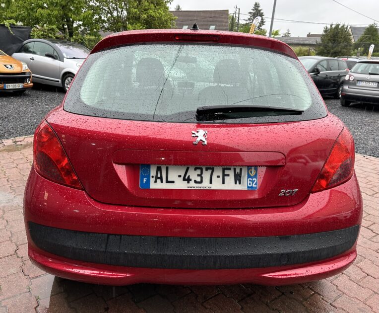 PEUGEOT 207 2009