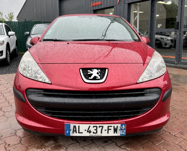 PEUGEOT 207 2009