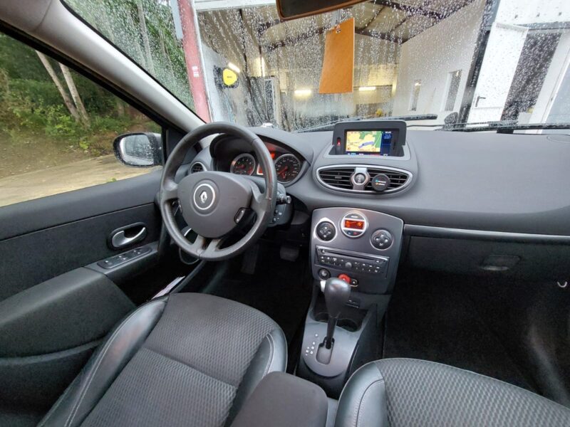 RENAULT CLIO III 2009