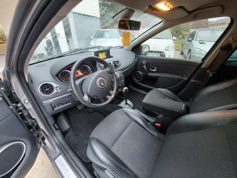 RENAULT CLIO III 2009