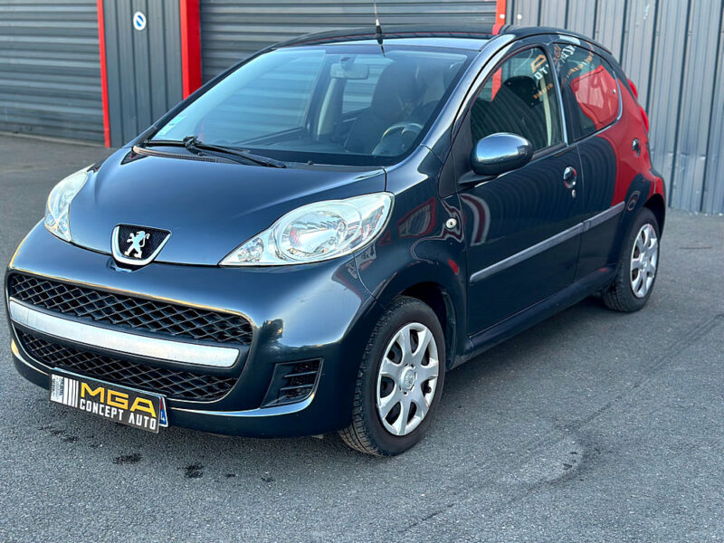 PEUGEOT 107 2009