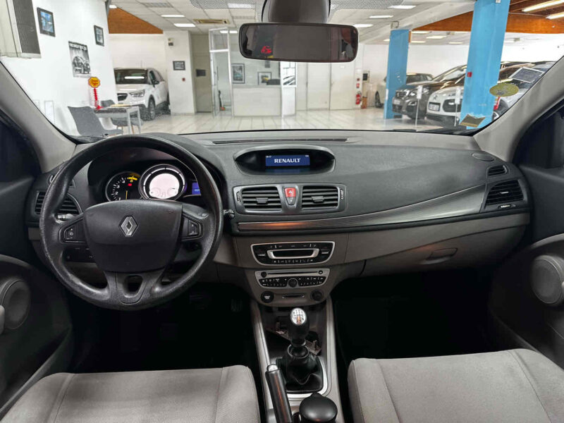 RENAULT MEGANE III 1.5 dCi 110ch Expression