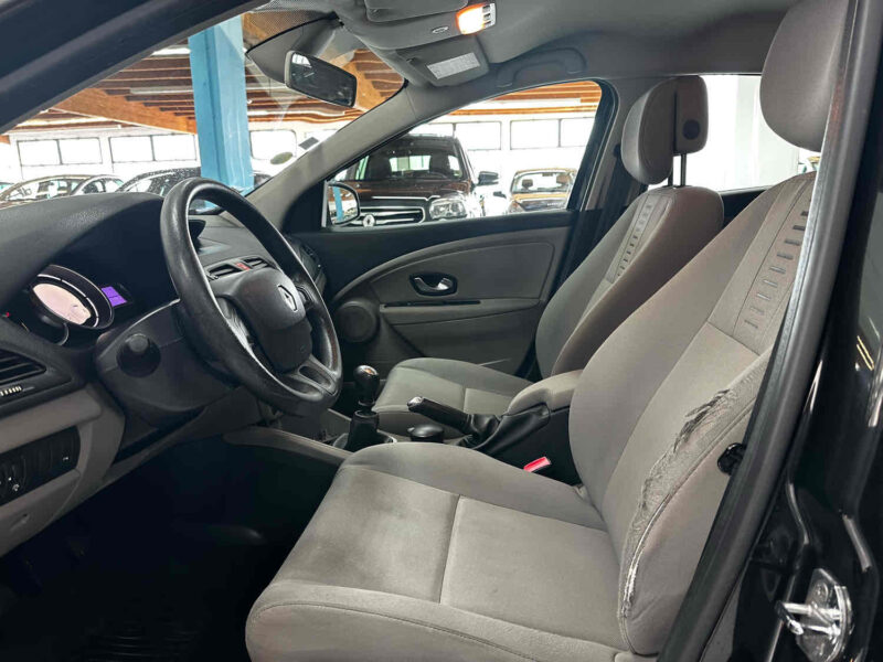 RENAULT MEGANE III 1.5 dCi 110ch Expression