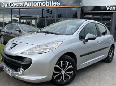 PEUGEOT 207 1.4 75 Cv 5 PORTES / CLIMATISATION - Garantie 3 Mois