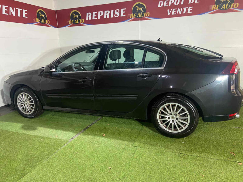 RENAULT LAGUNA III 2011 2.0 131cv