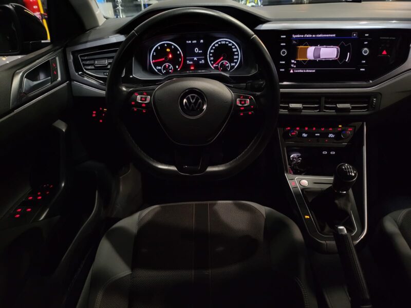 VOLKSWAGEN POLO 1.0 TSI 110cv R-line AppleCarplay , Feu Led , Régulateur / Limiteur