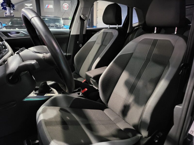 VOLKSWAGEN POLO 1.0 TSI 110cv R-line AppleCarplay , Feu Led , Régulateur / Limiteur