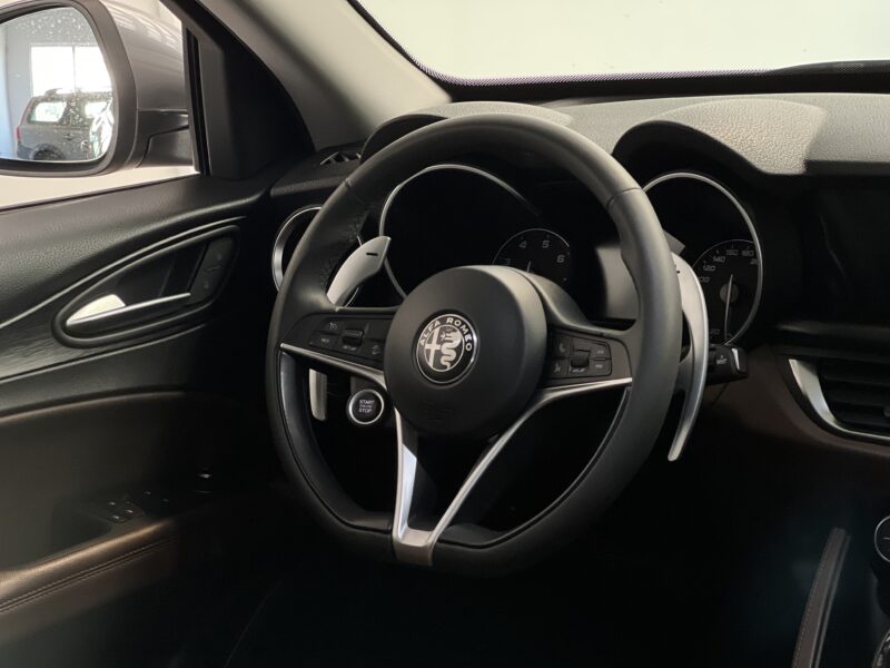 ALFA ROMEO STELVIO 2.0 280CH Tubo 16V Super Q4