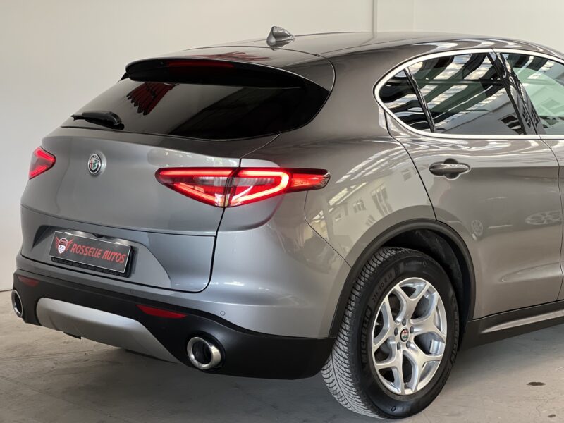 ALFA ROMEO STELVIO 2.0 280CH Tubo 16V Super Q4