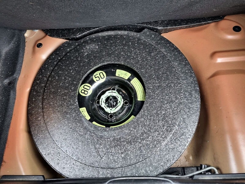 PEUGEOT 208 1.6 HDi 75 Active