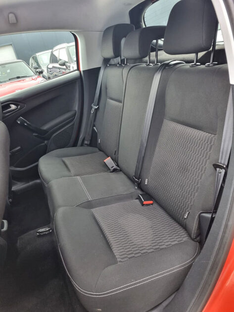 PEUGEOT 208 1.6 HDi 75 Active