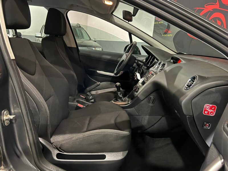 PEUGEOT 308 SW I 2011