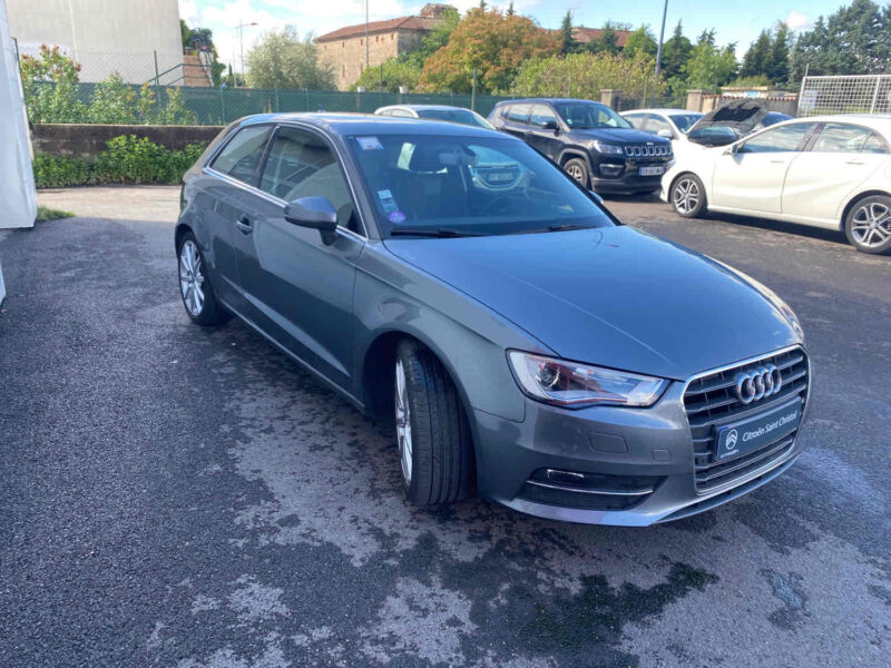 AUDI A3 1.4 TFSI 125 AMBITION LUXE