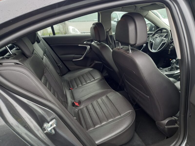 OPEL INSIGNIA A 2015