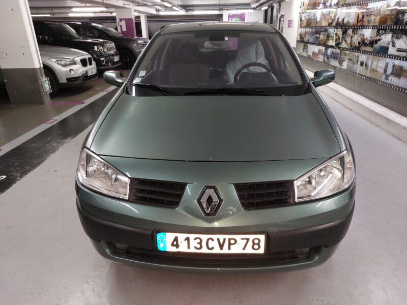 RENAULT MEGANE 1.4 98CV PRIVILEGE 74000 KM