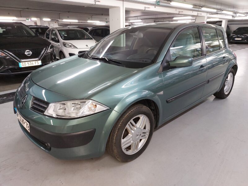 RENAULT MEGANE 1.4 98CV PRIVILEGE 74000 KM