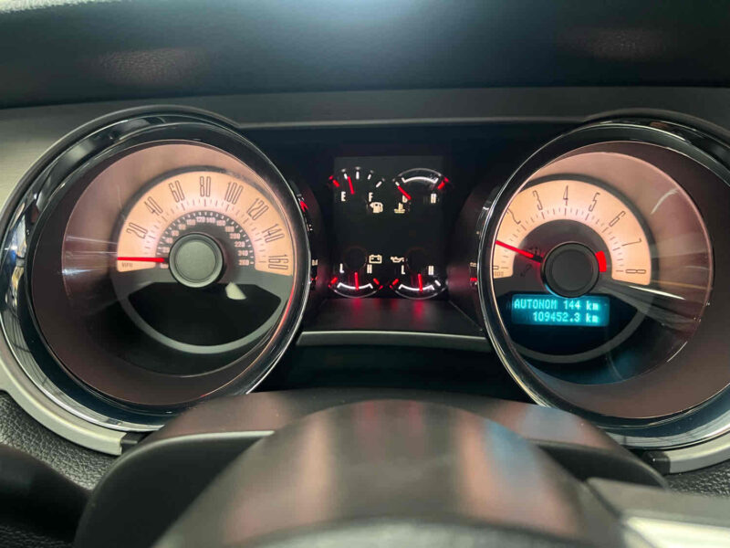 FORD MUSTANG 5.0 V8 GT PREMIUM bvm6 2011