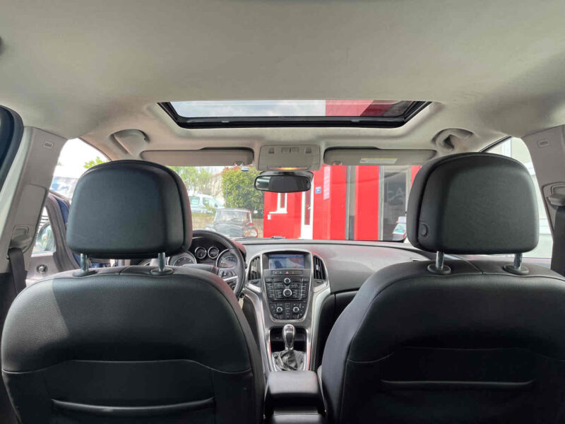 OPEL ASTRA J Toit Ouvrant Panoramique 