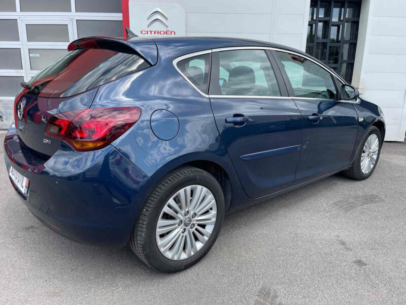 OPEL ASTRA J Toit Ouvrant Panoramique 