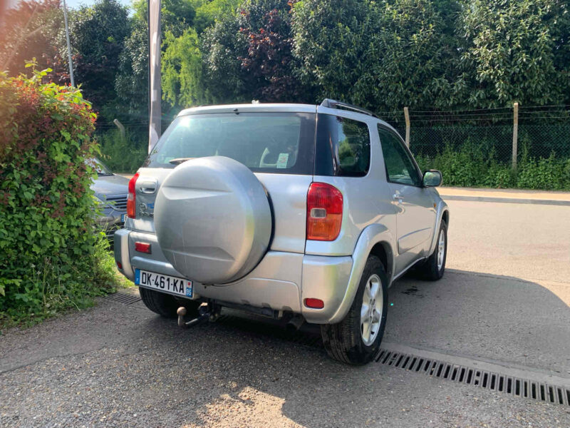 TOYOTA RAV 4 II 2.0D 4WD 115CV