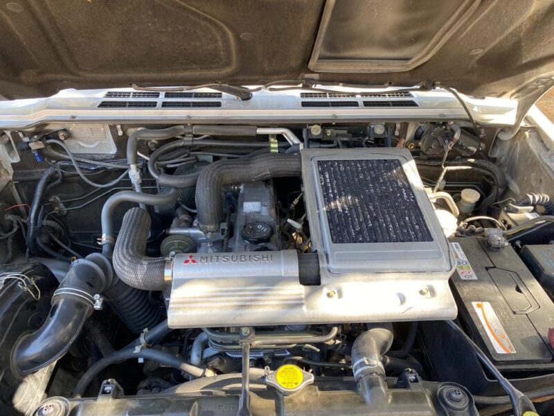 MITSUBISHI MONTERO 2.8 TD 125cv